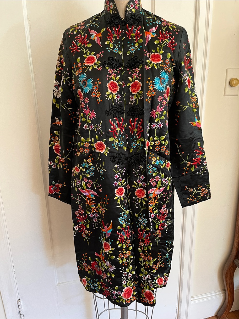 Stunning Vintage Black Silk Mandarin Jacket Embroidered with Flowers & Birds
